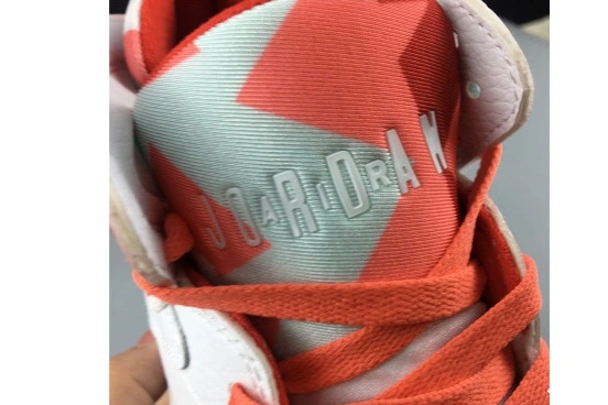 Rep EP RETRO 442960-104 (GS) JORDAN TOPAZ MIST 442960-104 7 AIR 0115